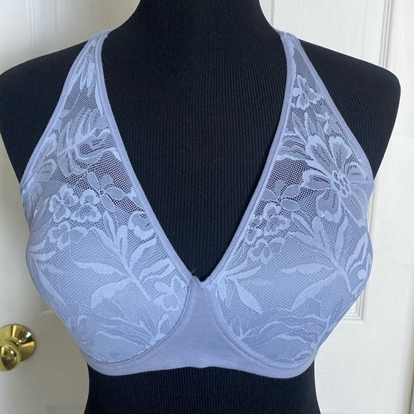 BALI Other - BALI Breathe Light Blue Convertible Racerback Bra Sz M NWOT